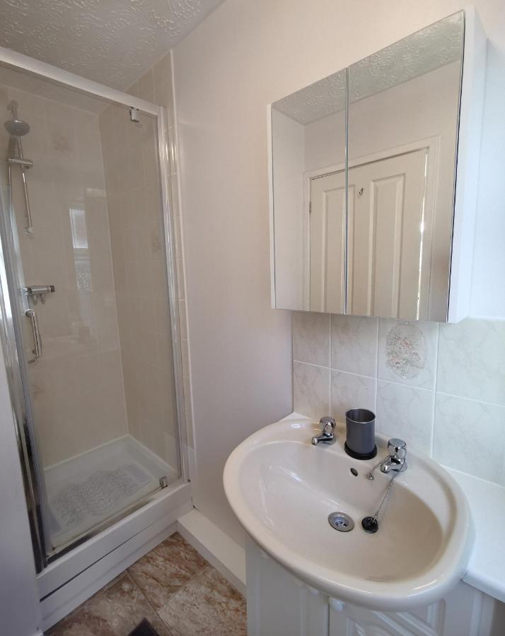 Emerald House - Spacious 3 Bed House With Ensuite Parking Gardens And Netflix Leamington Spa Exterior foto